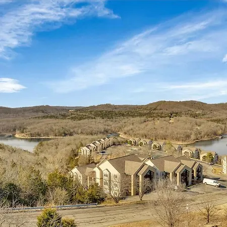 Walk In Two Bed Lakeview At Indian Point Branson Exterior photo
